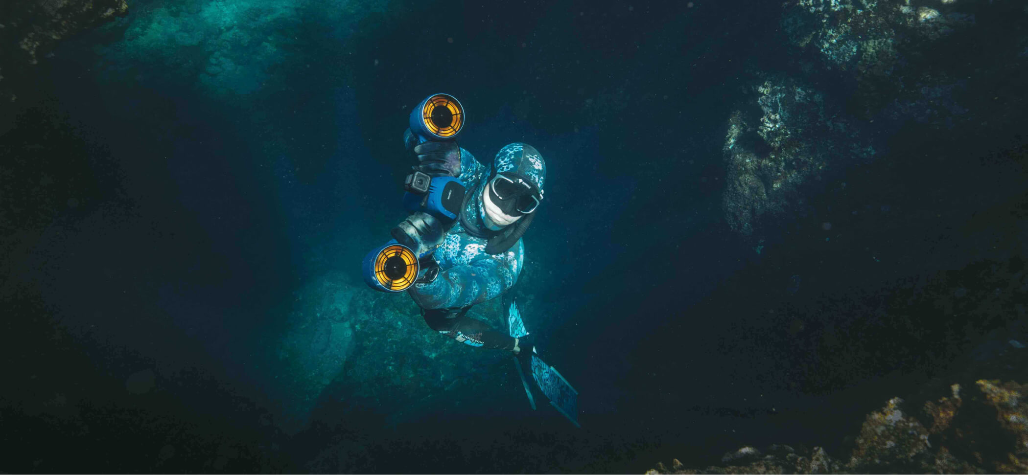 SEABOB-scuba-diving